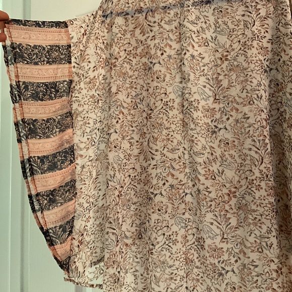 Gorgeous kimono by wallflower - Picture 3 of 8